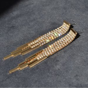 Lange mooie goudkleurige deftige oor hangers