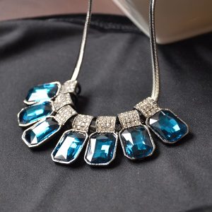 Blauwe ketting