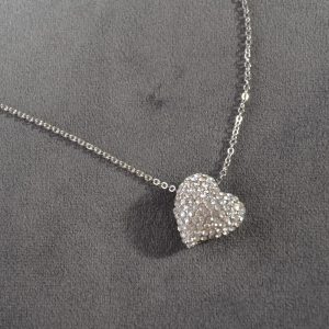 Opvallende ketting met zilver hart en glimmertjes online te kopen in de webshop